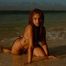 Jaylen Barron - Free pics, galleries & more at Babepedia