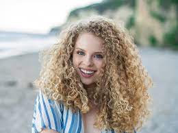 B Leave In Conditioner Miracle Curl Plumper Devacurl Curly Hair Styles Naturally Curly Hair Styles Curly Hair White Girl