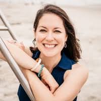 Joanna Masters's Instagram, Twitter & Facebook