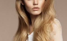 Ecco come avere capelli folti in . Capelli Piatti Le Astuzie Per Renderli Piu Voluminosi