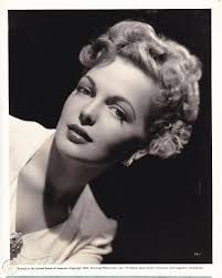 ELYSE KNOX *TOM HARMON*MARK HARMON PHOTO-STREAM 📷 The first 6 are of a  young and glamorous #elyseknox. The final 2 are of Tom & Elyse Harmon then  Tom Harmon with son, Mark