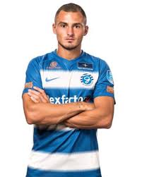 Op voetbalshop vindt u fanartikelen en voetbalshirts van de graafschap. Jordy Thomassen