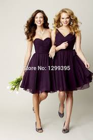 Kurze Chiffon Lila Brautjungfer Kleider Knielangen Short Abendkleid Kleid Gunstige Brautjungfer Klei Lila Brautjungfer Brautjungfernkleid Brautjungfern Kleider