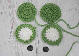 Discover the best men's novelty beanies & knit hats in best sellers. Crochet Frog Hat Pattern Repeat Crafter Me