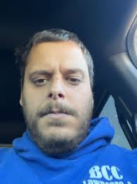 Bob's Custom Cuts Lawn Care Services in Saint Louis, MO