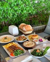 مطعم بابا غنوج كورنيش جدة