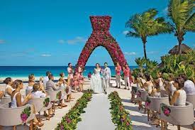 How To Plan Your Destination Wedding In Cancun Mexico 2020 Cancun Resorts Dreams Resorts Riviera Cancun