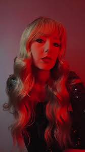 Kelsee Pom Trim flatterten Lemon Romper