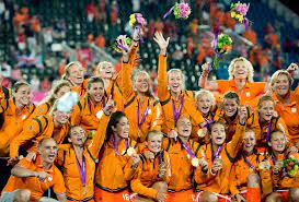 Steven redgrave werd de eerste roeier die gouden medailles wist te winnen op vijf opeenvolgende olympische spelen. Op Alle Sportfronten Scoren Vrouwen De Medailles Het Parool