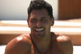 Love Island Edinburgh contestant Jay is 'best man' in villa say viewers