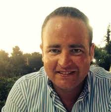 An end. And a beginning. This is a post I never thought I'd write. But here  it is. After an incredible 9 years, the time has come for me to exit stage