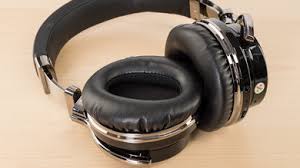 The cowin e7 are budget noise cancelling headphones with a great wireless range but mediocre sound quality. Cowin E7 Wireless Review Rtings Com