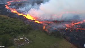 10 fissures have emerged, and thousands of people have been forced to leave. Kilauea Eruption As Many As 700 Homes Destroyed On Hawaii S Big Island