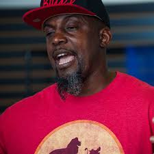 Antonio Patton's Instagram, Twitter & Facebook