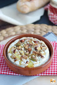 Camembert Roti Au Four Miel Et Noix Recette Ptitchef Recette Recettes De Cuisine Recette Alimentation