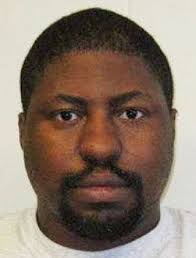 Man enters plea deal