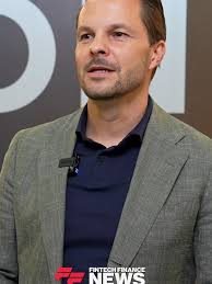 Progresivna modernizacija bankarstva: Mali koraci do uspeha