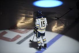 Driven and motivated, Luke Mobley reaches new heights with first-year  Augustana