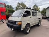 TOYOTA-HIACE
