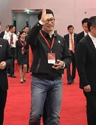The site owner hides the web page description. 46æ­²çŽ‹è¡›è¿'ç…§ åƒ…é«˜ä¸­å­¸æ­· ä»Šèº«åƒ¹è¶…åƒå„„ æ¯æ—¥é ­æ¢