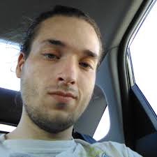 Does this make Roaming Throne cost 1 less if it's the chosen creature