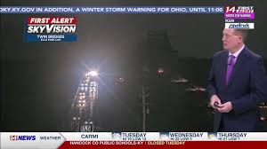 Accomplished engineer speaks with Worth Co. High students