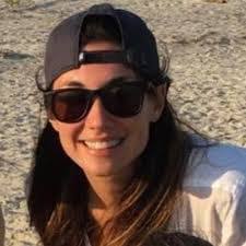 Julie Fenimore's Instagram, Twitter & Facebook