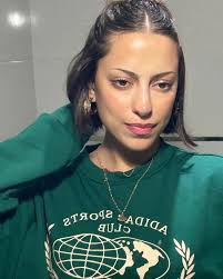 🦋 Yo, Piscis. Sensible. intensa. Profunda. Mucha conmoción. Ser un poco de  cielo acá en la tierra 🌌