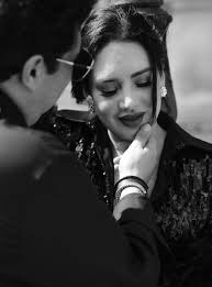 Thinking About a Paris Photoshoot? I create personalised, empowering  portrait sessions for solo women traveling to Paris. This isn't about the  usual tourist snapshots, it's about crafting something intentionally,  unmistakably you. Together,