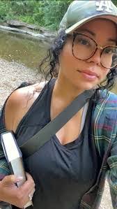 Ana Sprague's Instagram, Twitter & Facebook