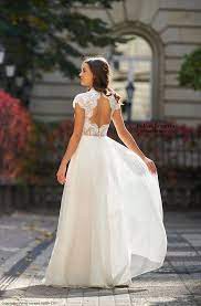 Pin On Wedding Dresses Lace Wedding Dresses Bridal Gowns