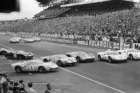 24 Hours Of Le Mans In France In 1966 Winner Le Mans 1966 Porsche 906 Chaparral 2d Ferrari 330 P3 And A Host Of Ford Gt40s Le Mans Sports Car Racing Ford Gt