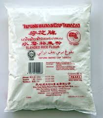 Rebus tepung beras dengan api kecil, aduk terus dengan sendok kayu. Adunan Jadi Hancur Kalau Tersalah Pilih Tepung No 4 Memang Elok Kejadiannya Kalau Nak Buat Laksa