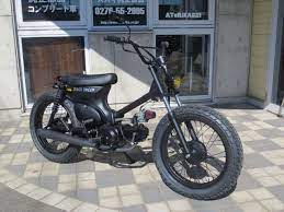 ホンダ スーパーカブ50 トラッカーカブの新車 中古バイク販売情報 atorika 521 garage service コンプリートカスタムカブ カブ トラッカー っす カブ50ベースのトラッカースタイルのカブです バイクのことなら ウェビック バイク選び スーパーカブ50 スーパーカブ