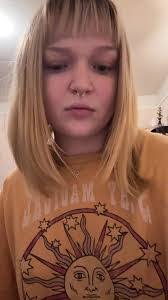 Amber Levin's Instagram, Twitter & Facebook