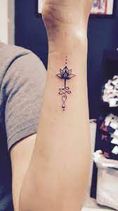 Idee Tatouage Femme Signification Depressionen Hilfe