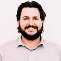 Hollie Cartwright's Instagram, Twitter & Facebook