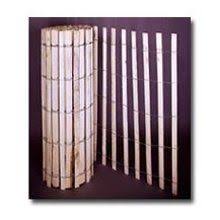 Snow Fencing The Cheapest And Quickest Way To Make A Dog Fence Is To Use A Snow Fence Cute Wood Snow Fence Snow Fence Wood Fence Design