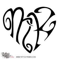 Tatuaggio Di Cuorigramma M K Amore Legame Tattoo Custom Tattoo Designs On Tattootribes Com Heart Tattoo Tattoo Lettering Monogram Tattoo