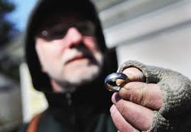 Good deeds get ring back to owner in Canada