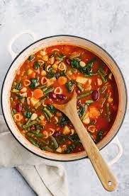 Vegetarian Minestrone Soup Packed With Veggies Like Celery Carrots Green Beans And Spinach Best Minestrone Soup Recipe Minestrone Soup Recipe Minestrone Soup