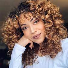 Hair mousse originated in france and was brought to the north american retail market by l'oreal in the 1980s. How To Use Mousse For Defined Voluminous Curls Naturallycurly Com