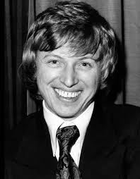 The dancers and singers in 'An Evening with Tommy Steele 😄