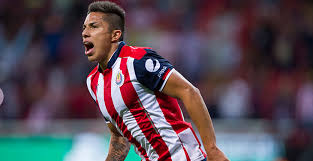 Guadalajara loans Mexico int'l Salcedo to Fiorentina