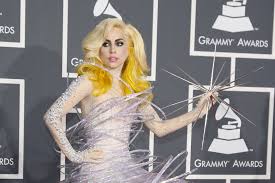 Lady gaga hat in 26 jahren mehr erlebt als manche senioren lady gaga ist und bleibt eine kämpferin. Lady Gaga Das Unglaubliche Vermogen Der Pop Ikone 2021