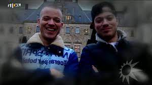 In 2010 produceerde hij een aantal nummers van de mixtape hinderlijker van negativ, in 2012 produceerde hij de hitsingle nooit meer slapen van yellow claw en in 2014 was hij de uitvoerend producent op het album van ronnie flex, de nacht is nog jong, net als wij voor altijd. Gers Pardoel Check Het Interview Van Gers En Zijn Tweelingbroer Robbie Http J Mp Whzt5m Facebook