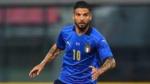 Insigne lorenzo is an italian footballer who plays as a forward for serie a club napoli. Maurizio Sarri Lorenzo Insigne Is Italy S Strongest Player