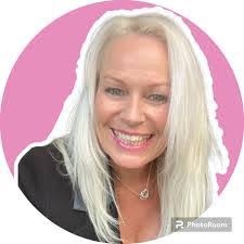 Suzanne Mcgonigal's Instagram, Twitter & Facebook