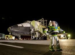 | guía para comprar online análisis y opiniones las mejores ofertas y precios baratos. To Infinity And Beyond Buzz Lightyear S Journey To The Smithsonian Nasa