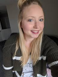 Athens contour with white peach blush